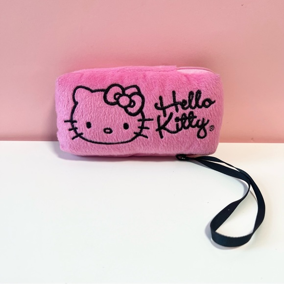 Y2K 2000s mcbling hello kitty Sanrio fur pouch - Picture 1 of 6